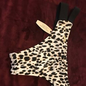 NWT Victoria’s Secret Itsy bikini bottom